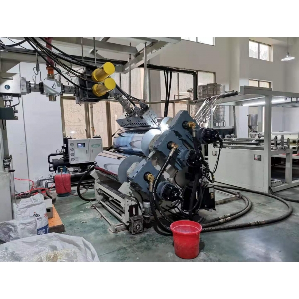 開放式冷水機(jī)，水冷式冷水機(jī)，工業(yè)冷水機(jī)